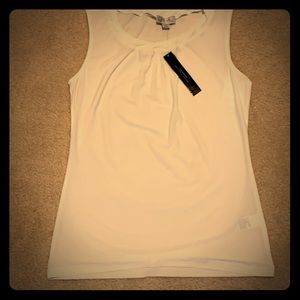 Sleeveless top/shell